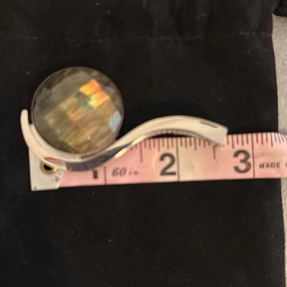 Modern Labradorite Pendant set in Sterling Silver by Jay King - Picture 8 of 9